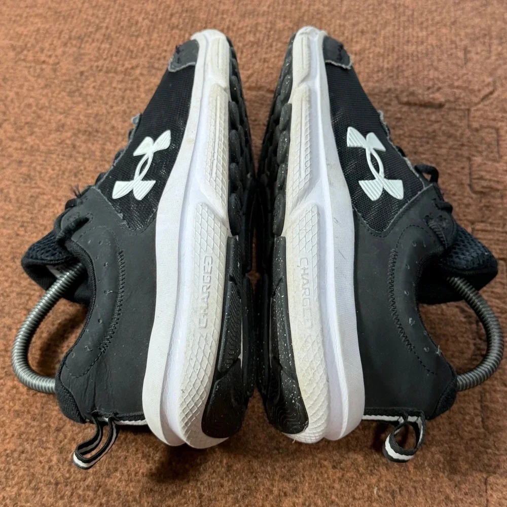 C- Under Armour Charged Impulse 3 Black White Running Shoes 3026175-001 Mens 7.5